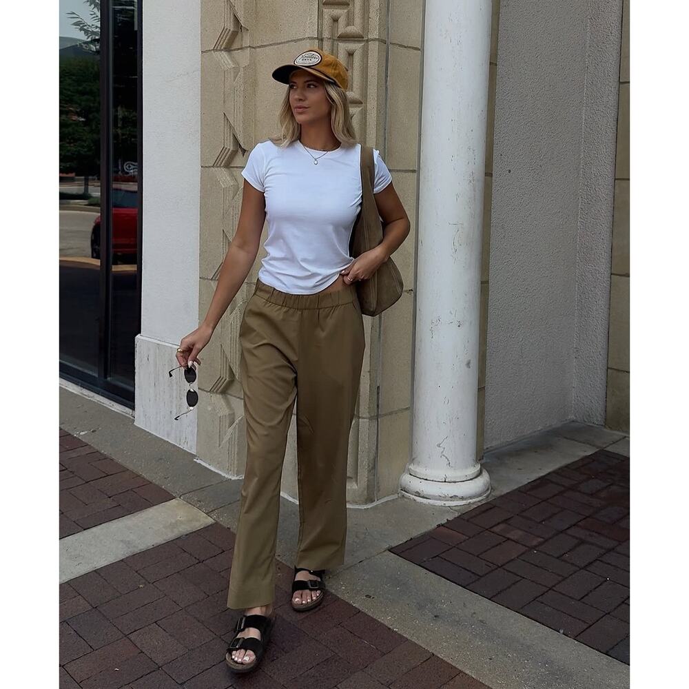 Unbound Merino Travel Pants Womens Sz M Beige Tan 2025 - Great! - Picture 2 of 9